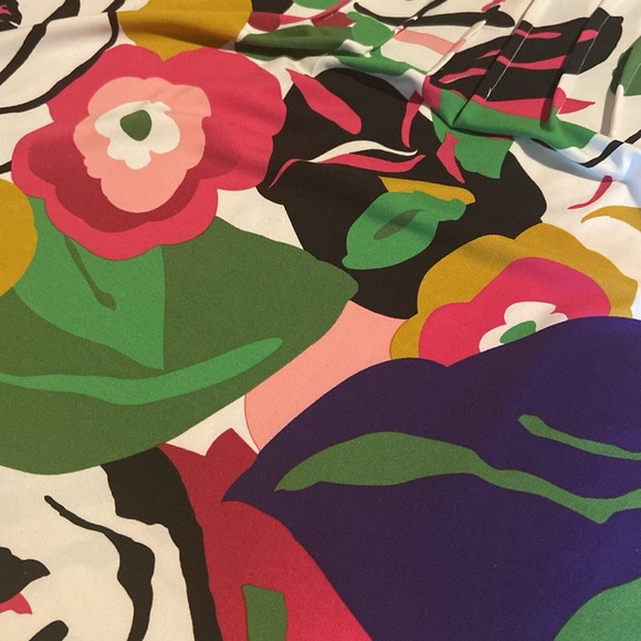 ECI - white abstract floral dress - Picture 7 of 8